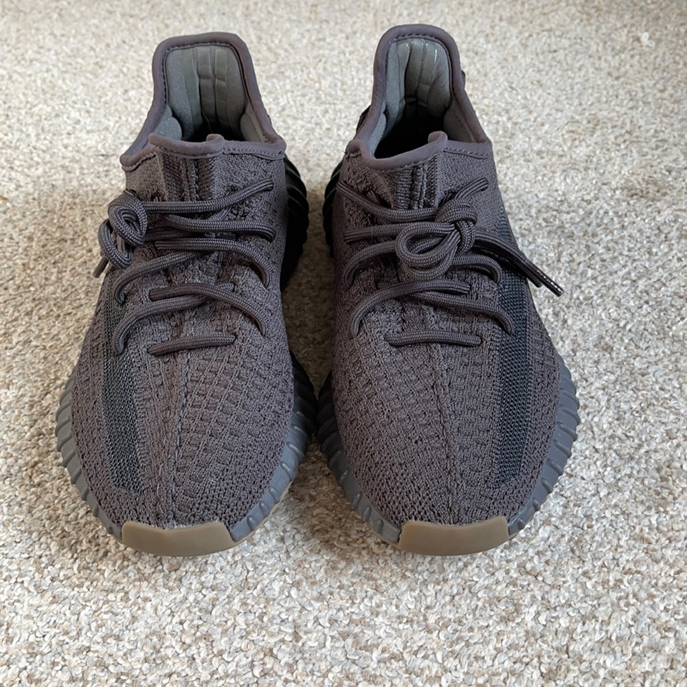 Yeezy Boost 350 V2 Cinder